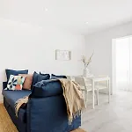Modern Comfort In The Heart Of Apartamento