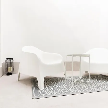 Modern Comfort In The Heart Of