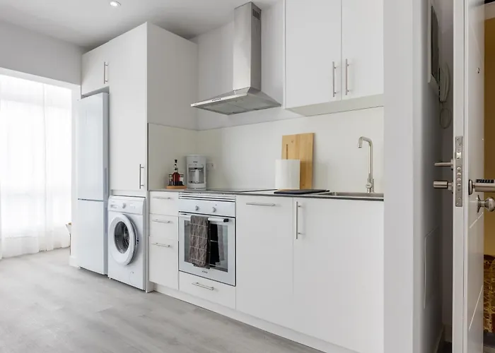 Апартаменты Modern Comfort In The Heart Of