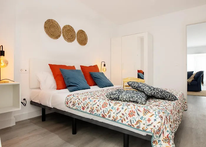 Modern Comfort In The Heart Of * לה לגונה