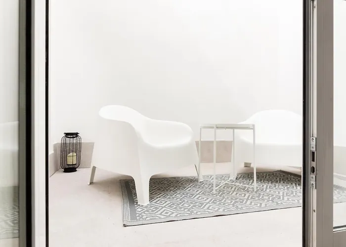 Modern Comfort In The Heart Of