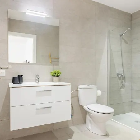Daire Modern Comfort In The Heart Of
